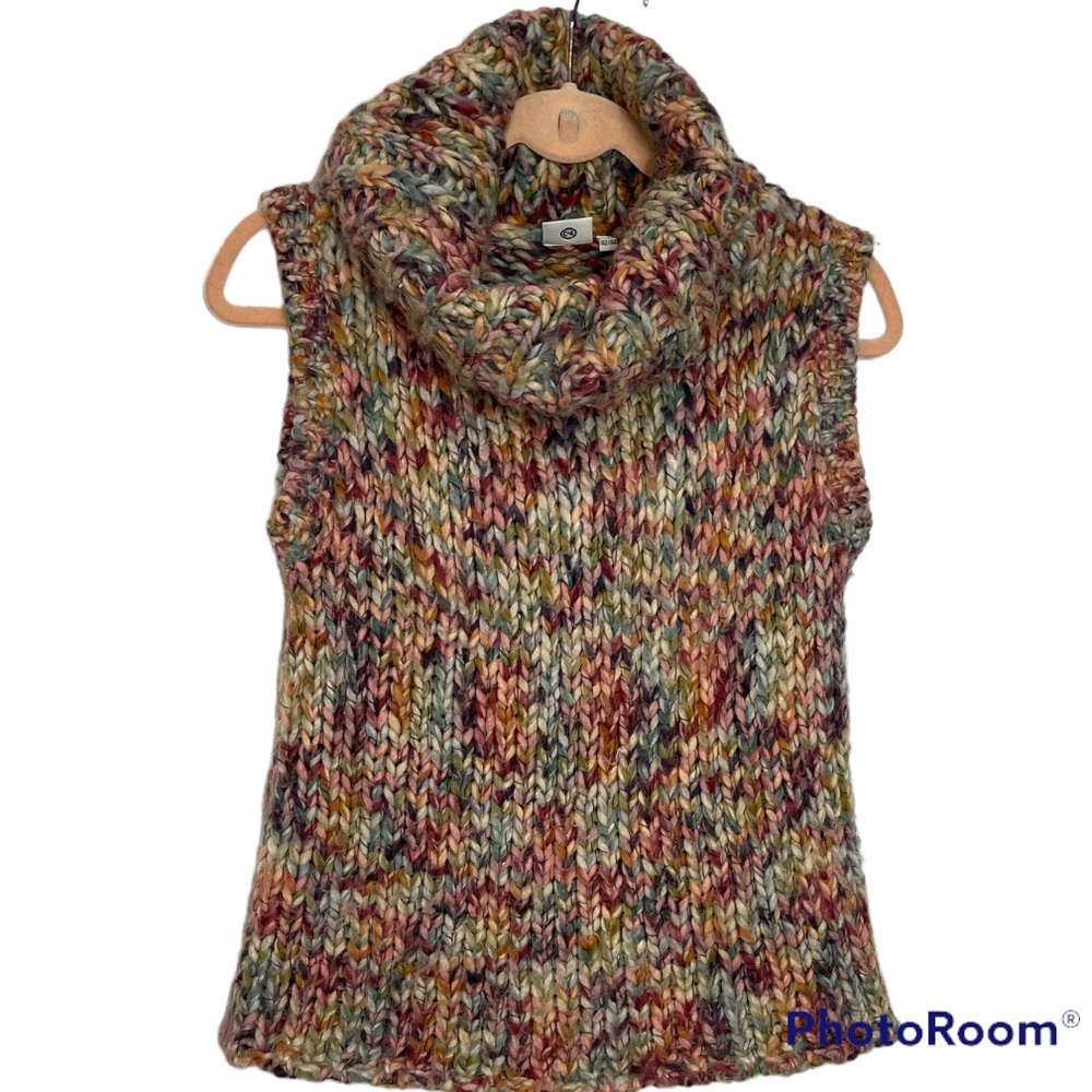 Clock House Chunky Knit Sleeveless Sweater Size Medium